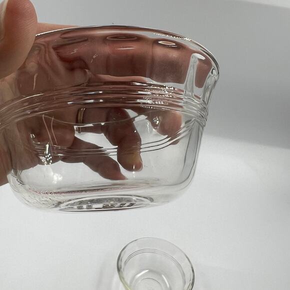 Corning Pyrex VTG Style 463 Scalloped 175 ml Clear Glass Custard Cups Lot of 2 - Picture 3 of 5